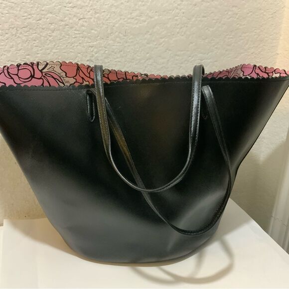 VS Bombshell black vegan leather bag - Picture 4 of 8